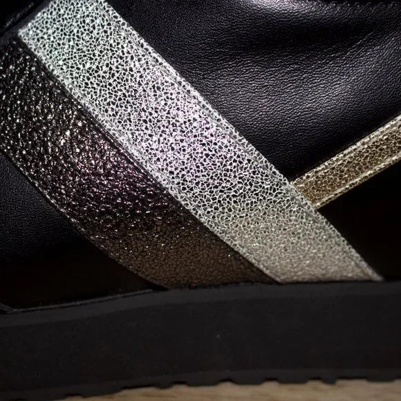 Very Volatile Black Leather Hidden Platform Sneaker Glitter Stripes NWOT Sz 8 - Picture 2 of 8
